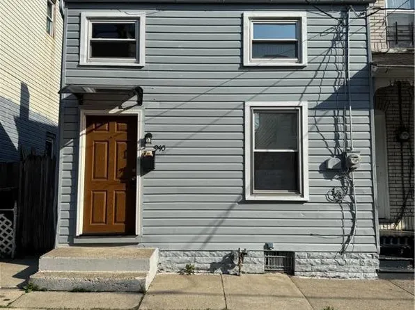 940 Oak St, Allentown, PA 18102