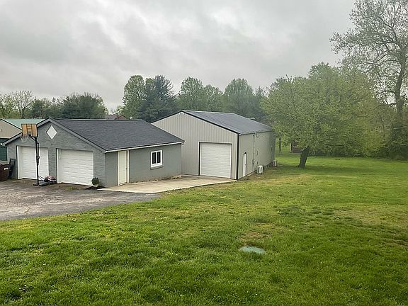 3rd image of 5518 Winchester Rd