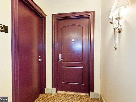 2nd image of 1000 Randolph #503
