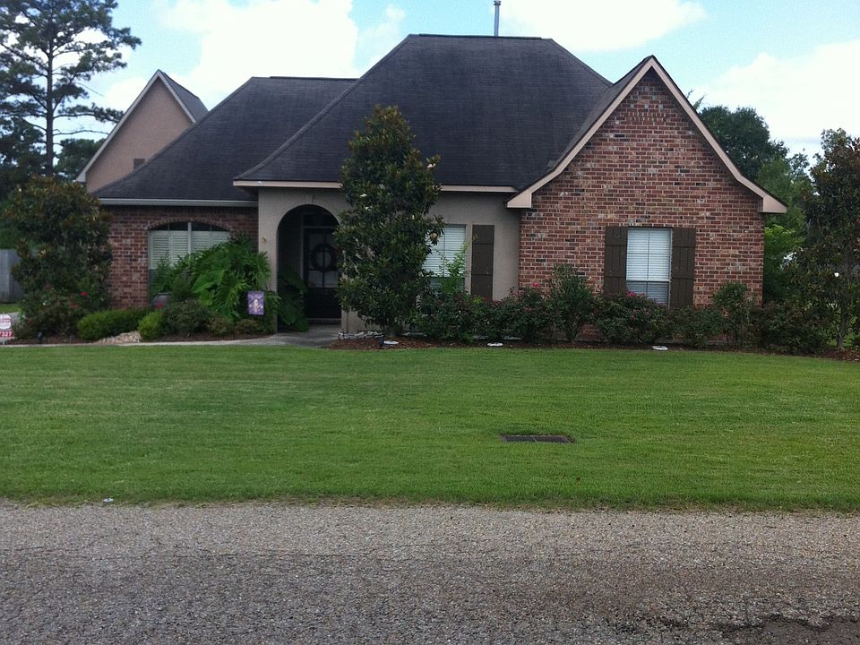 1st image of 17327 Lauren Dr