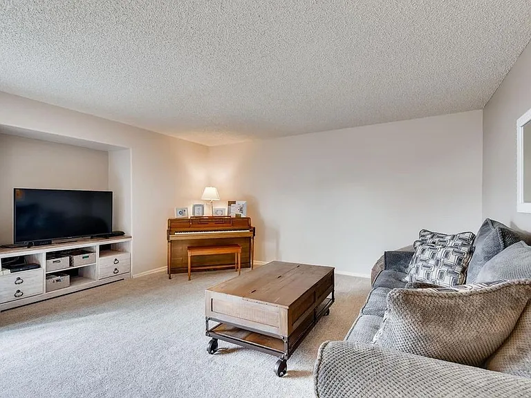 5530 E 130th Dr — Photo 26