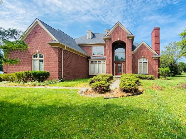 1844 Crowndale Ln, Canton, MI 48188