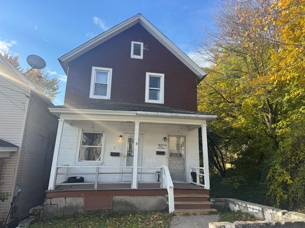 221 Ferdinand St FLOOR 1