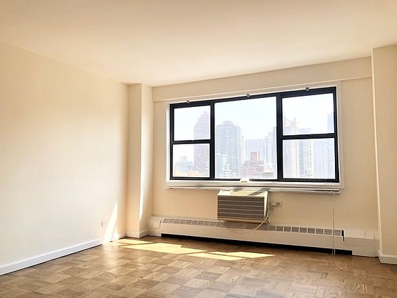 3rd image of 420 E 79th St APT 7E