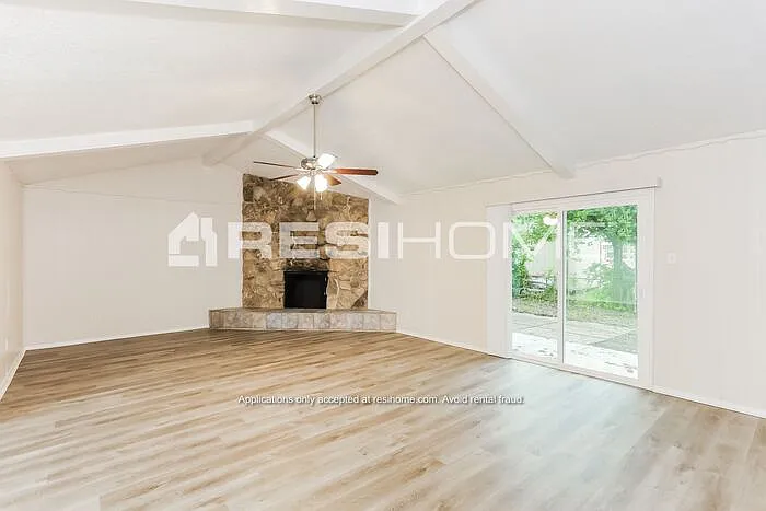 1300 Prelude Dr — Photo 5