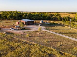 19307 E Centennial Rd, Garber, OK 73738