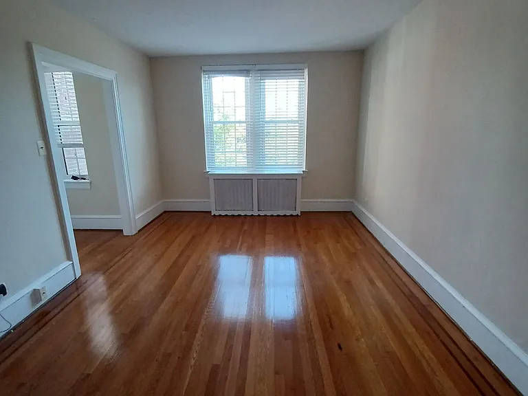 2 Linden Ave #B200 — Photo 5