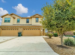 542 Creekside Cir, New Braunfels, TX 78130