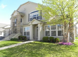 2597 Oak Dr, Dundee, IL 60118