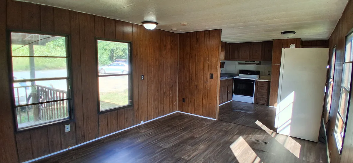 Building Photo - 120 Joyner Ln