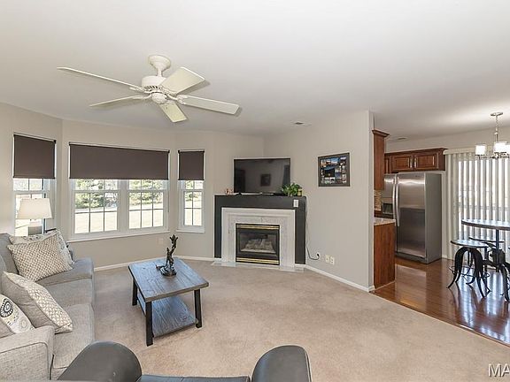 3rd image of 1217 Woodland Point Dr APT E