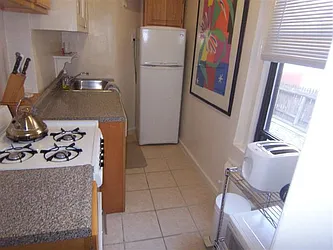 Rented by Sir Realty