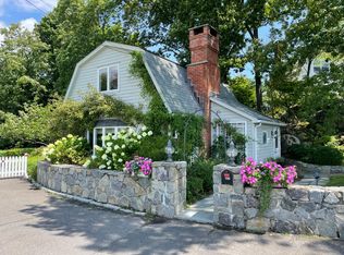 130 Wallacks Dr, Stamford, CT 06902