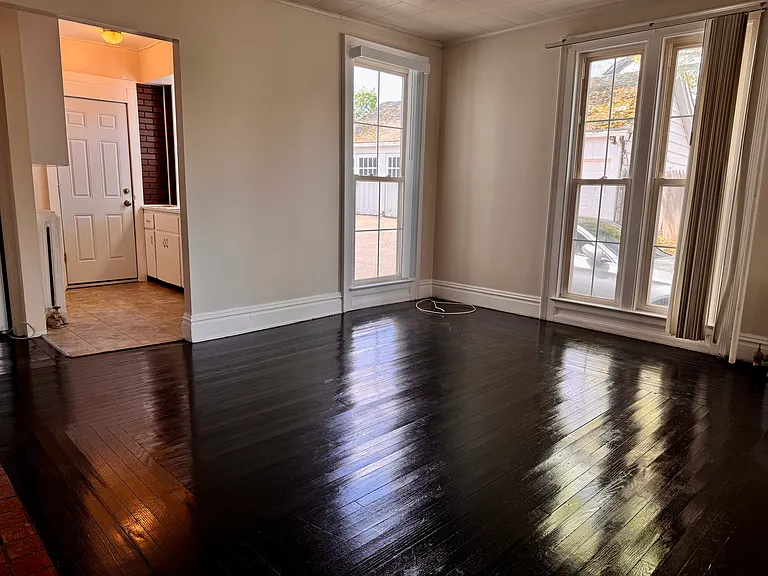 462 Middle Tpke E #1A — Photo 1