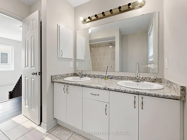 59 Jevons Dr — Photo 33