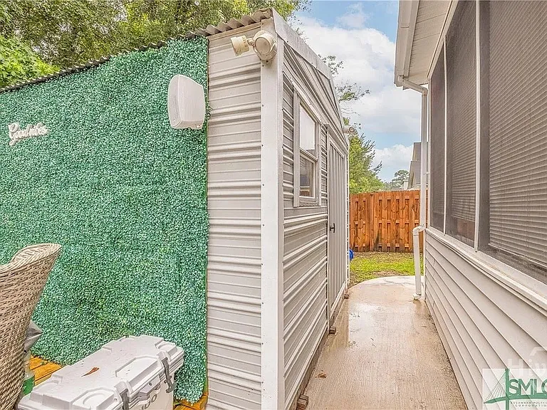 146 Chapel Lk S — Photo 30