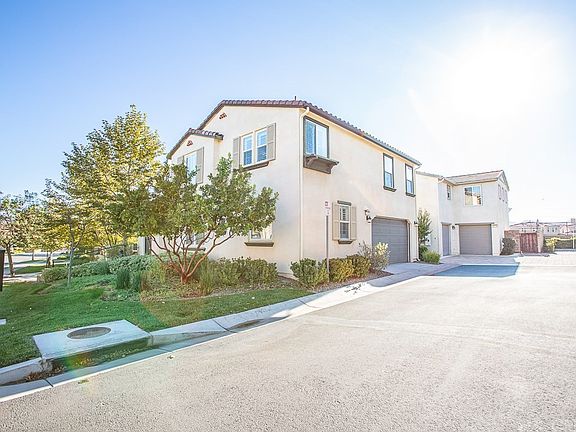 2nd image of 28474 Camino Del Arte Dr