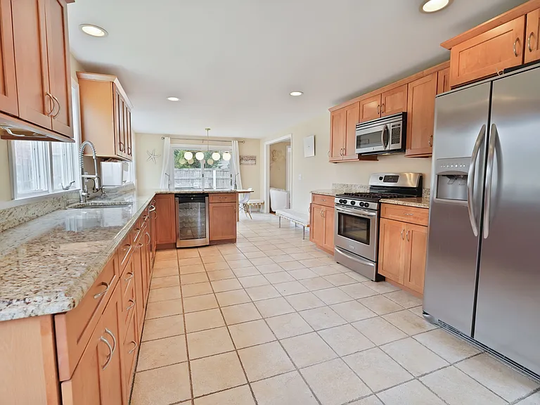 5220 Stillwater Ave — Photo 5
