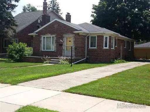 1st image of 15738 Crescentwood Ave