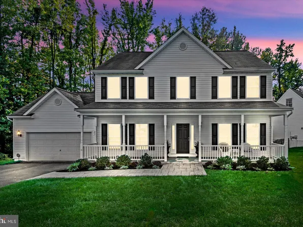 15 Courtney Ct, Fredericksburg, VA 22405