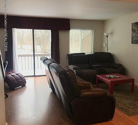 5th image of 5632 Deville Ct