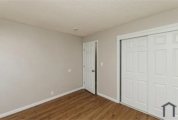 195 E Pacific Ave #2 — Photo 14
