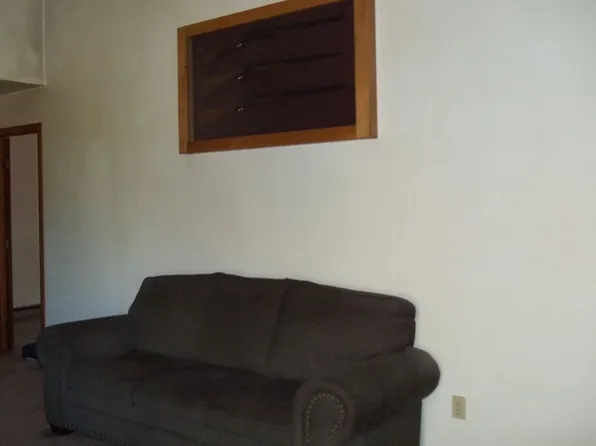 825 Northpointe Dr, Riverton, WY 82501