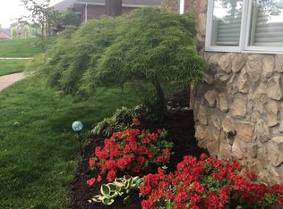 2507 S Forrest Heights Ave, Springfield, MO 65809