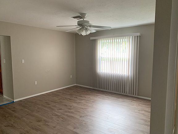 5th image of 3326 Spainwood Dr