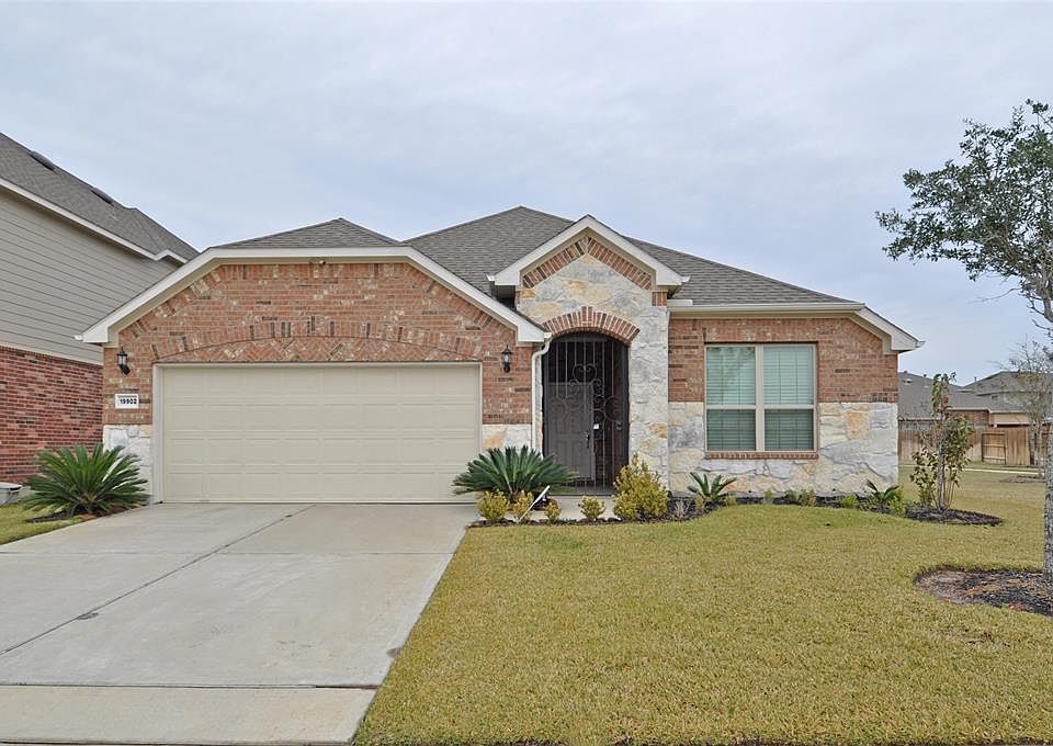 1st image of 19902 Primrose Glen Ln