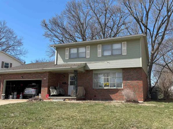 2609 Arlington Dr, Springfield, IL 62704