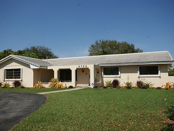 3rd image of 8725 SW 176th Ter