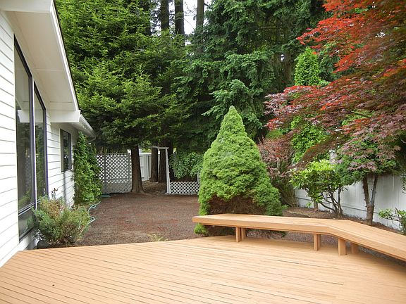 2nd image of 11608 NE 103rd Pl