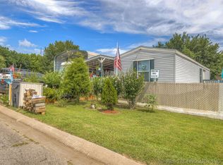 941 W 139th Pl, Glenpool, OK 74033