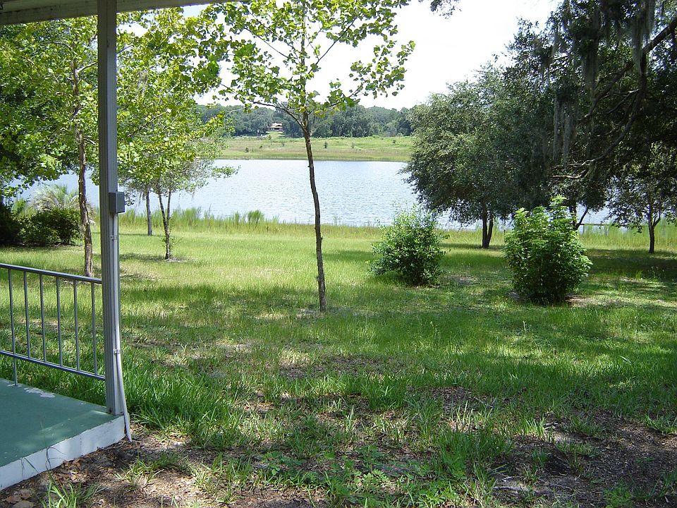 2nd image of 113 Lakeview Ave