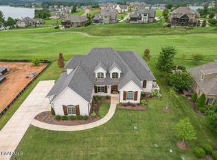 13485 Lighthouse Pointe Dr, Lenoir City, TN 37772