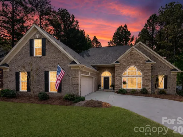 147 Honeysuckle Creek Loop, Mooresville, NC 28117