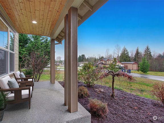 2nd image of 9627 146th Avenue NE