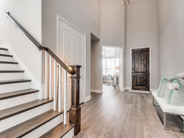 4216 Yucca Dr — Photo 5