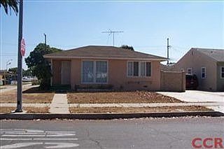 1st image of 609 S College Dr