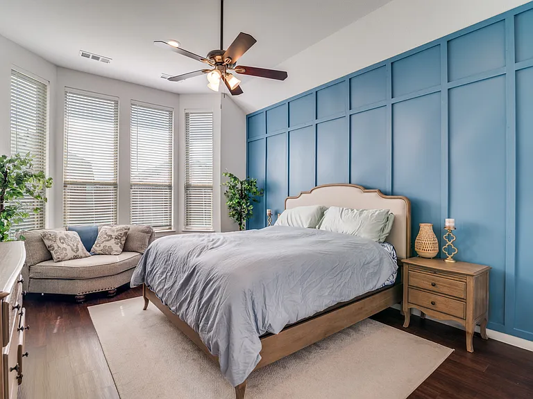 Master bedroom with bay windows