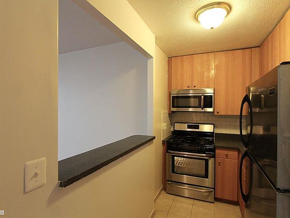 4th image of 3333 Broadway APT A7d