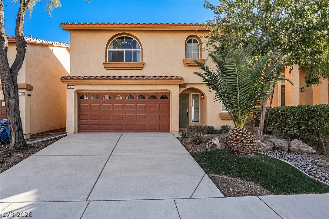 3 bed, 2.5 bath, 1599 sqft, $1,850 — Photo 1