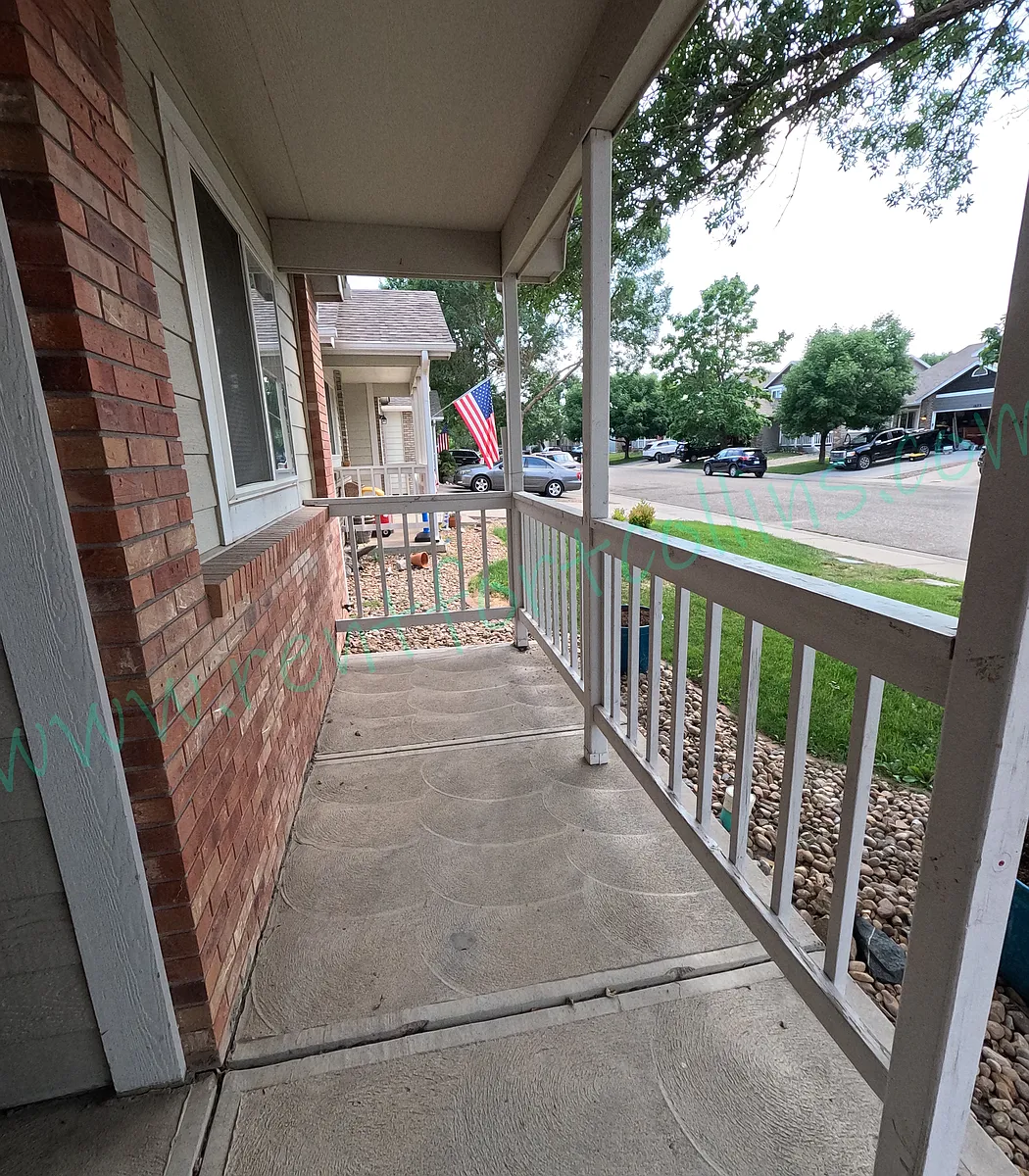 Building Photo - 1032 Lavender Ave