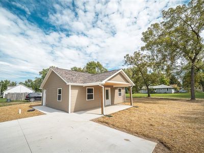 94 S Carson St, Saint James, MO, 65559