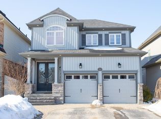 32 Buxton Ln, Clarington, ON L1C 0J5