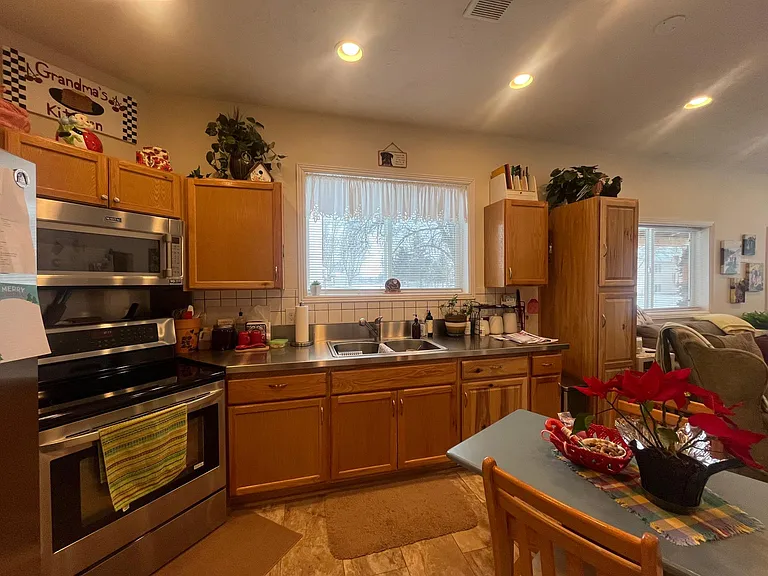2869 E 664 N — Photo 13