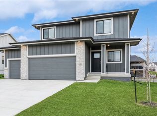 227 NE 62nd St, Ankeny, IA 50021