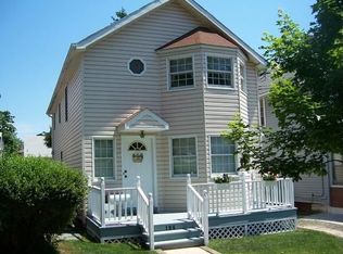 196 Sparks Ave, Pelham, NY 10803