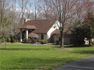 789 Cleland Mill Rd, New Castle, PA 16102